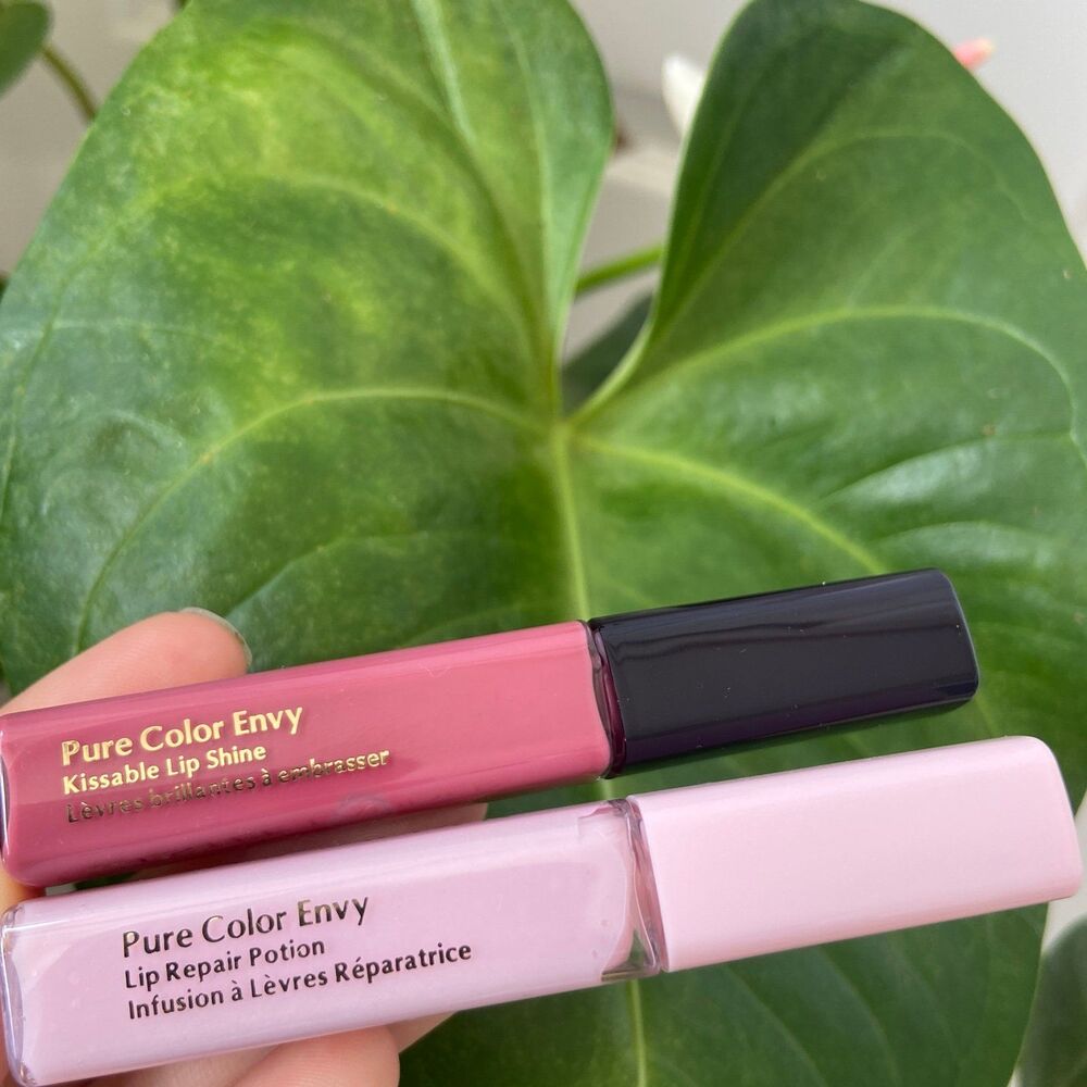 Estee Lauder Lip Product Bundle - 1 lip repair potion, 1 lip shine, holiday